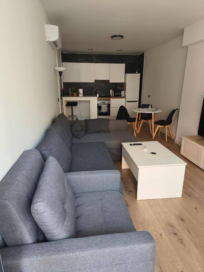 Appartement entier, Oasis Deluxe Airport in Torrejón de Ardoz, Área Metropolitana de Madrid