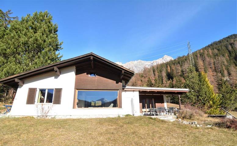Ferienhaus für 8 Personen, mit Terrasse und Garten sowie Ausblick