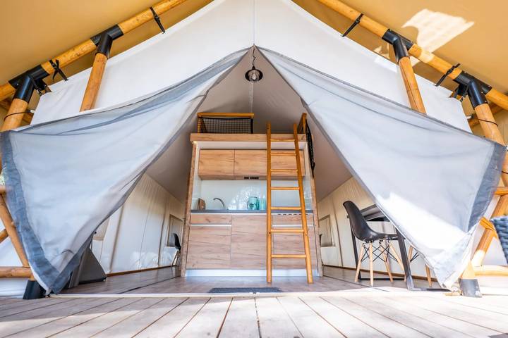 Camping für 4 Personen, mit Garten in Limburg (Niederlande) - 2