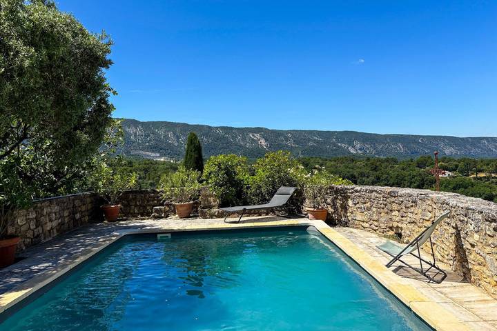 Location de vacances pour 11 personnes, avec jardin à Ménerbes - 2