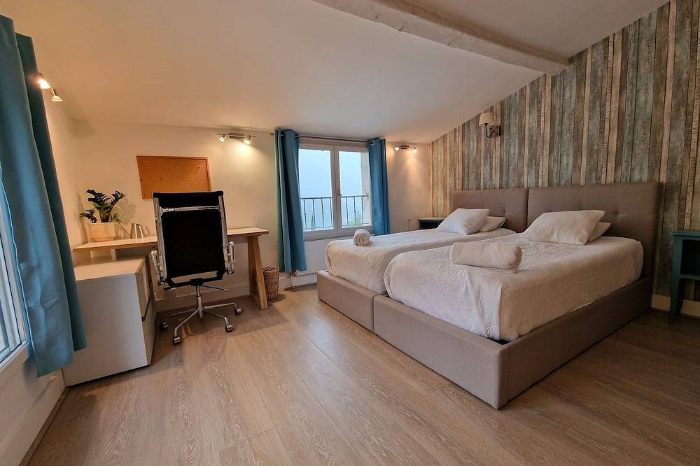 Encantadora Villa en un entorno espectacular con impresionantes vistas panorámicas in Le Rouret, Region de Cannes