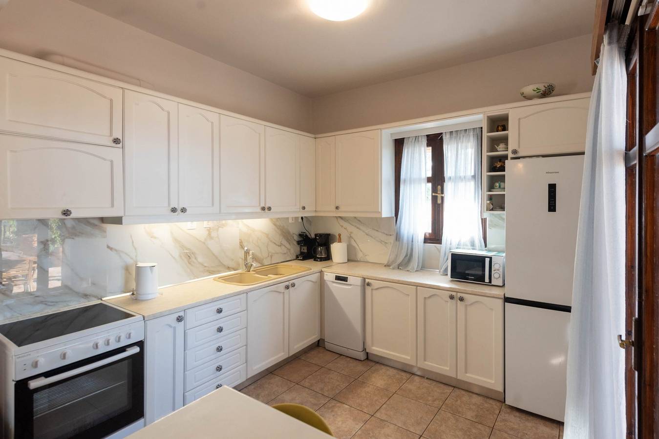 Villa Lygaria with Private Pool in Lygaria, Achlada