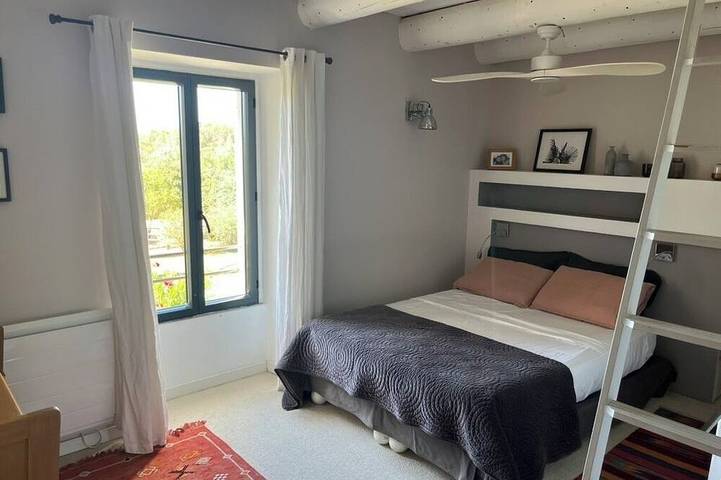 Location de vacances pour 10 personnes, avec jardin à Grans - 2