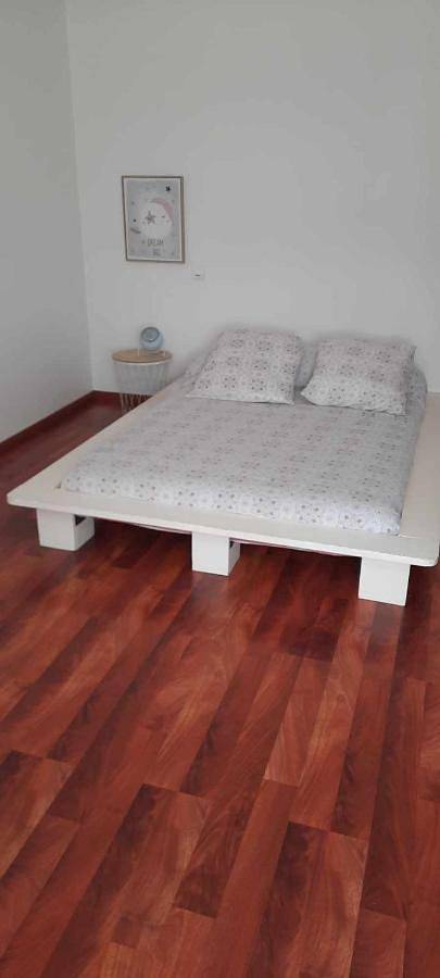 Location de vacances pour 4 personnes, avec jardin et terrasse à Saint-Loubès - 4