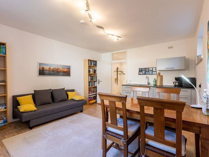 Ferienwohnung für 3 Personen, mit Terrasse und Garten, kinderfreundlich in München - 2