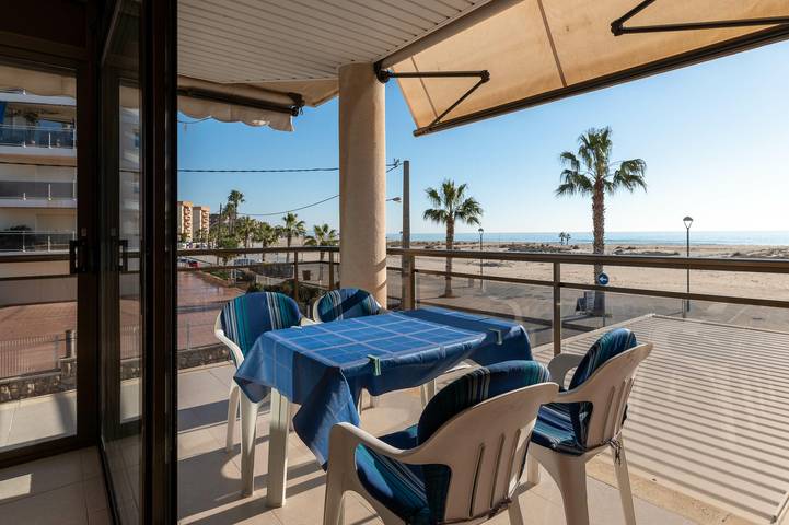 Apartamento de vacaciones para 4 personas, con terraza y piscina - 1