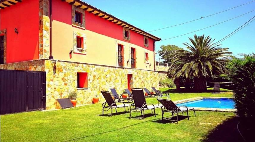 Apartamento para 5 personas, con piscina además de vistas y jardín en Valdés 