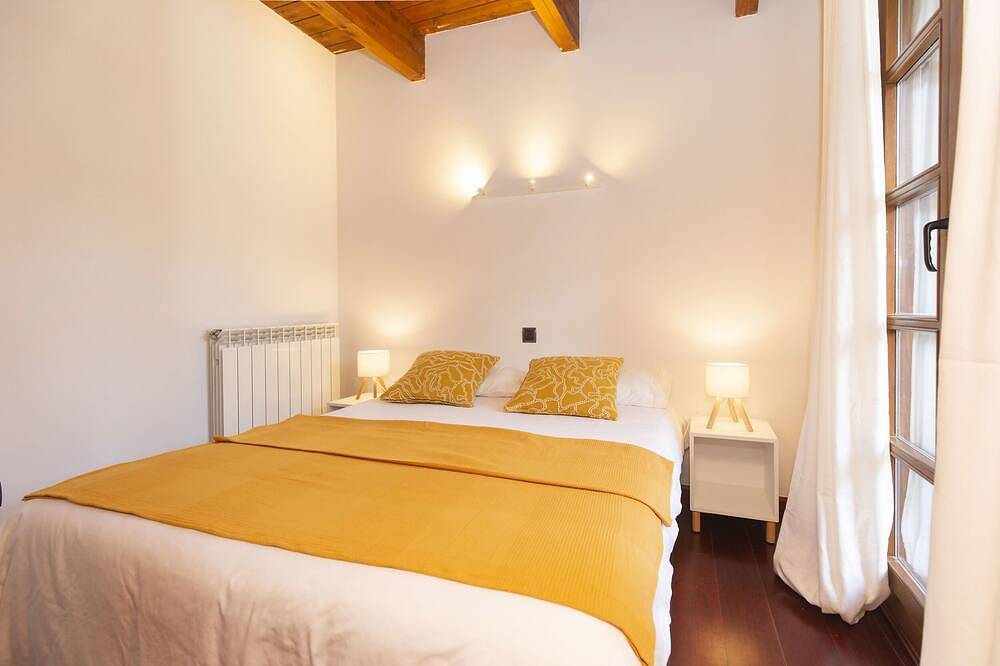 Entire apartment, Sallent Viewpoint by Bevalle in Formigal (Ski), Sallent de Gállego