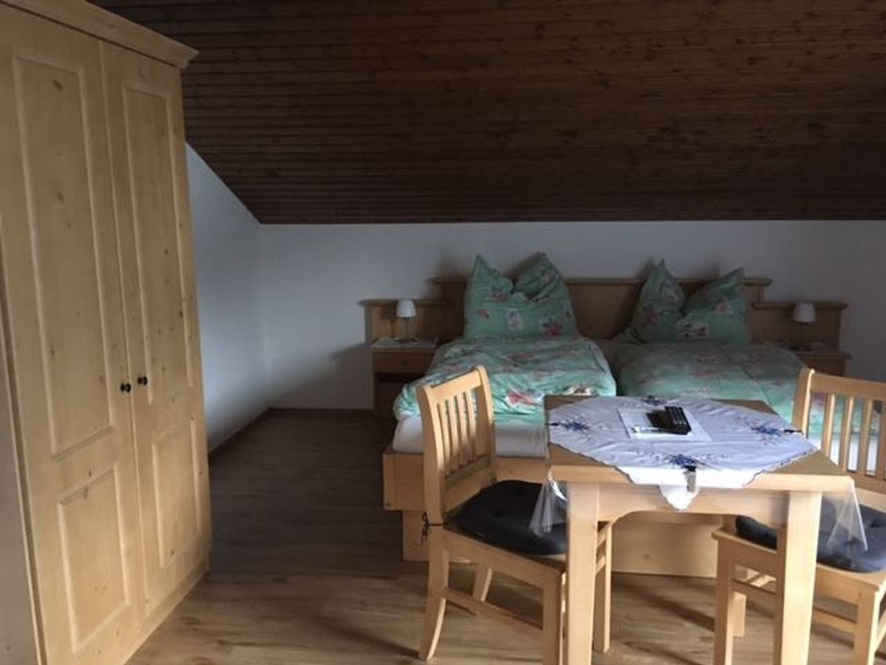 Haus Bleckwand - Doppelzimmer 4 in Abersee, Strobl