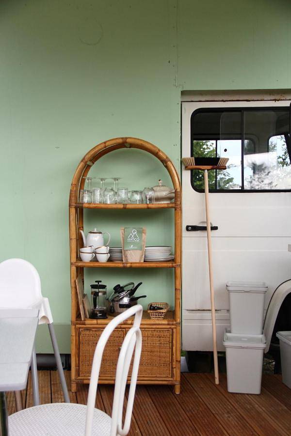 Marilyn - Glamping im Mercedes Düdo auf Camping Seeblick in Neustadt in Holstein, Ostholstein