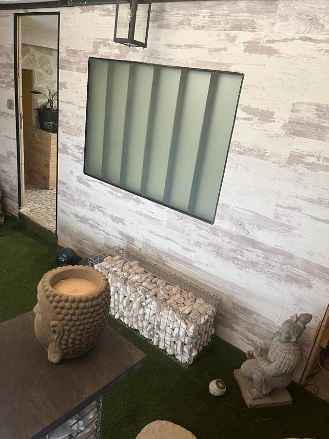 Location de vacances pour 2 personnes, avec jacuzzi ainsi que sauna et terrasse à Vendargues - 4