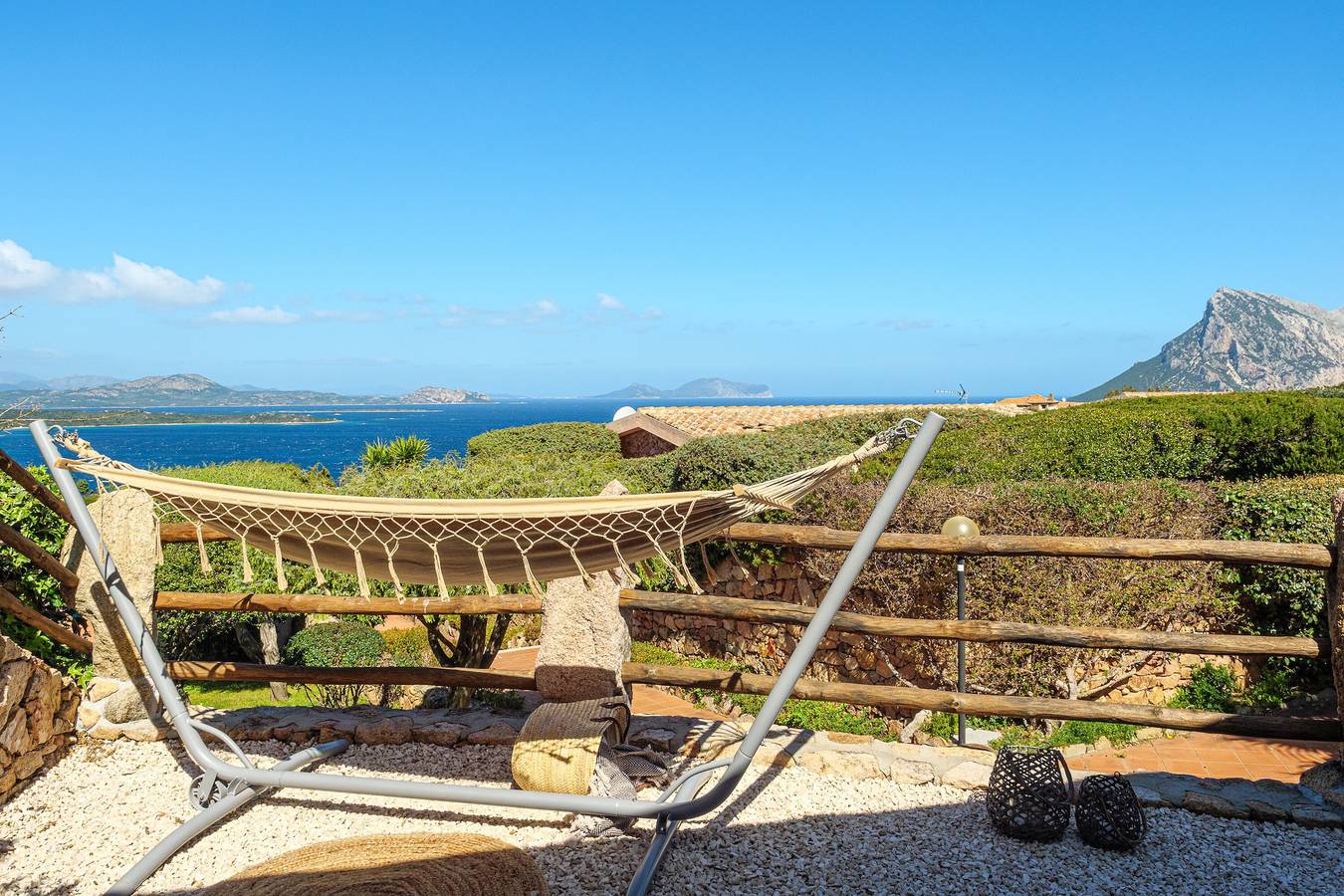 Ferienhaus "Villa Caterina" mit Meerblick, gemeinschaftlich genutztem Pool & Wlan in Punta Molara, San Teodoro