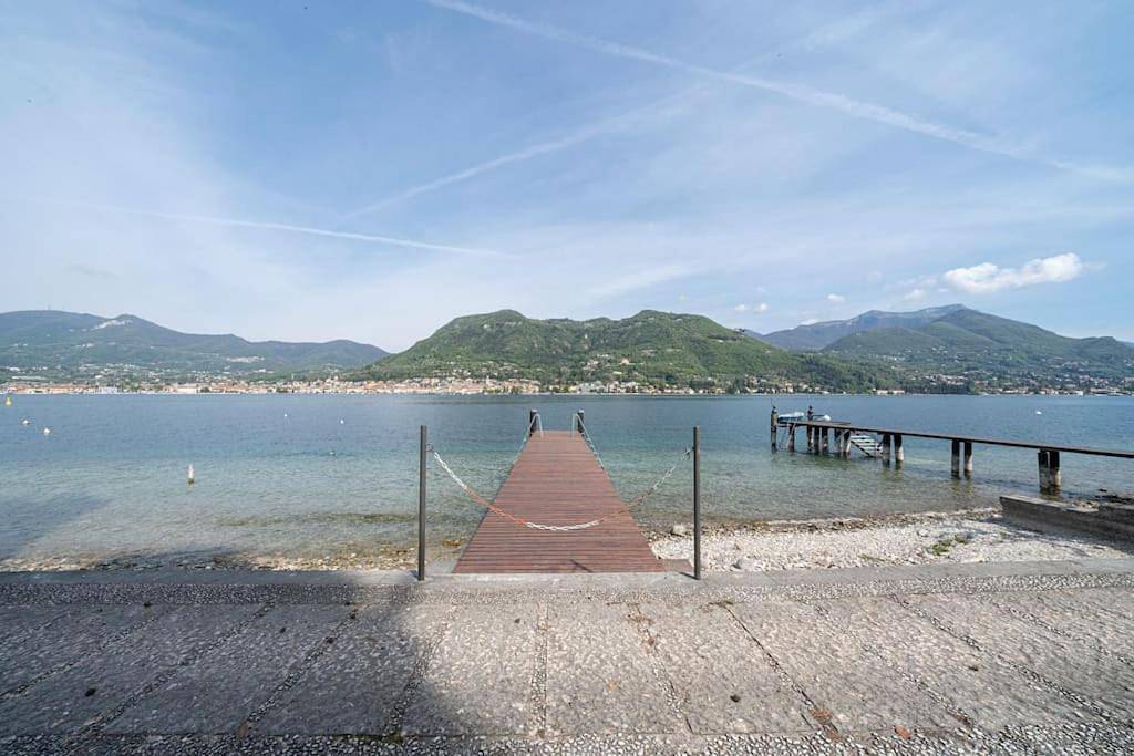 Villa Magnolie, accesso a lago in San Felice del Benaco, Prealpi Gardesane