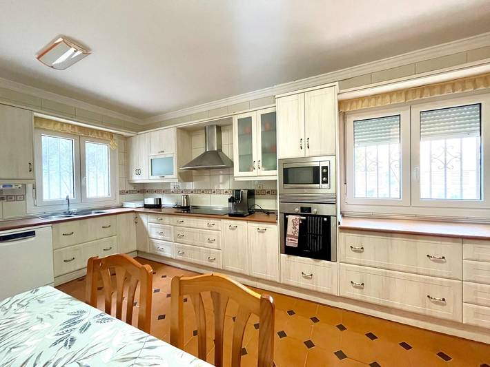 Chalet para 8 personas, con jardín además de piscina y terraza, Familias con niños en Provincia de Almería - 4