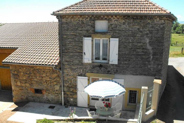Gîte pour 3 personnes, avec Terrasse et Jardin