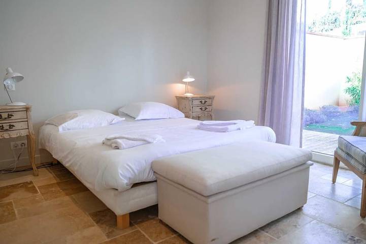 Location de vacances pour 2 personnes, avec terrasse et jardin, animaux acceptés à Castelnau-de-Montmiral - 3