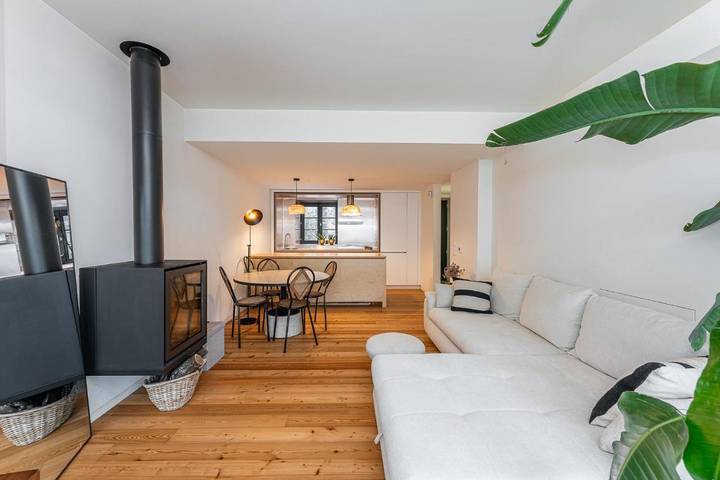 Ferienhaus für 6 Personen, mit Balkon und Whirlpool sowie Terrasse