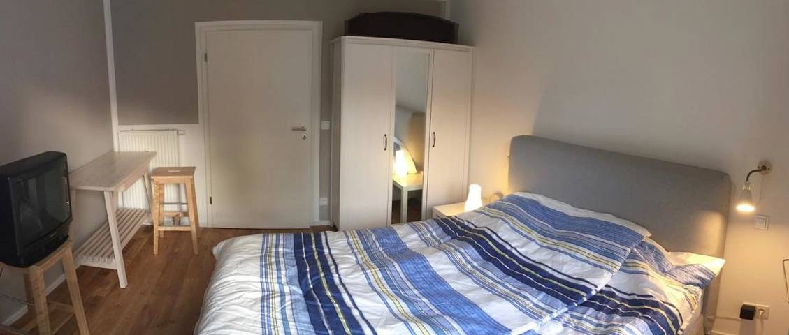 Ferienwohnung für 4 Personen, mit Balkon und Terrasse sowie Garten in Bonn - 3