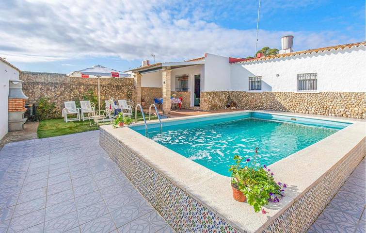 Holiday home for 6 people, with pool, with pets - 1