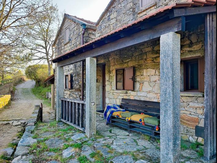 Maison de campagne pour 6 personnes, avec terrasse et jardin, animaux acceptés à Melgaço