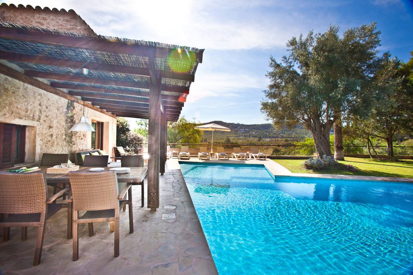 Eingebettet in die Natur und mit Pool - Villa Can Rafal in Cala Bassa, Sant Josep de sa Talaia