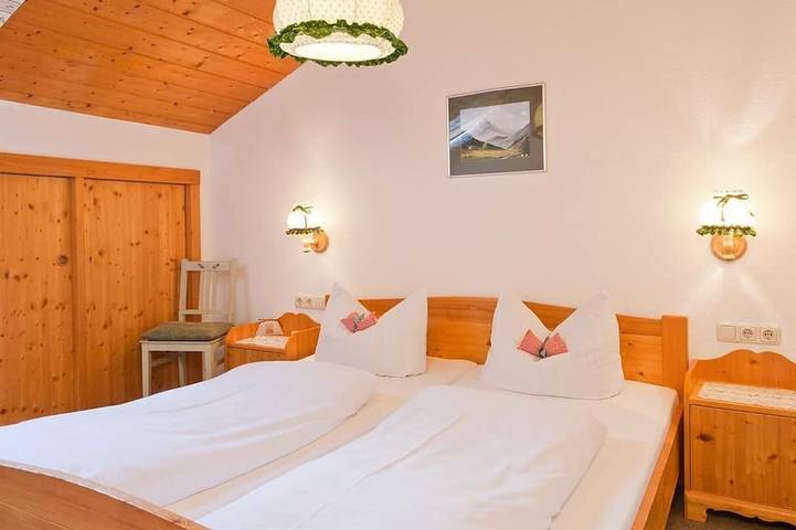 Ferienwohnung Nr. 5 - Heckenrose (2 Schlafz.) - Zoberhof in Oberammergau, Bayerische Alpen