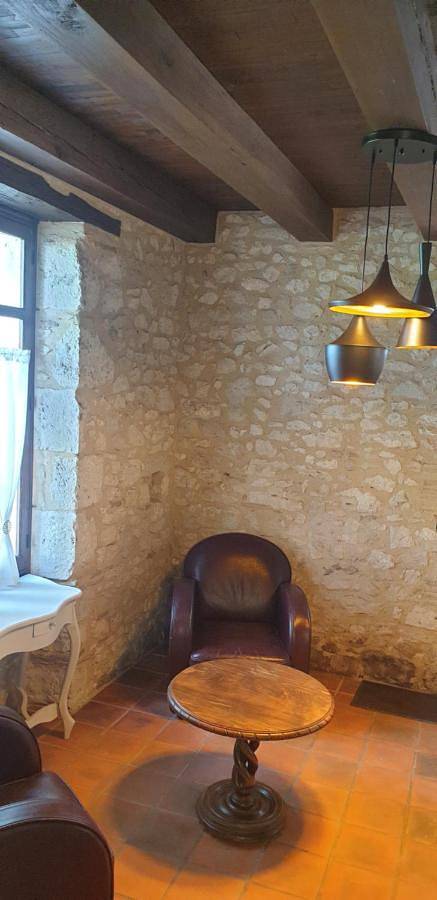 Four-Bedroom House in Parranquet, Région de Villeneuve-sur-Lot