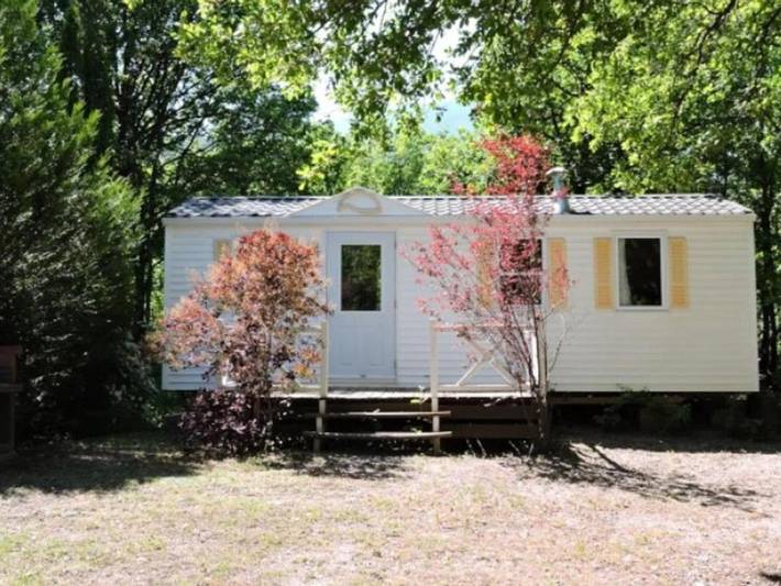 Location de vacances pour 4 personnes, avec terrasse et piscine à Neffes - 4