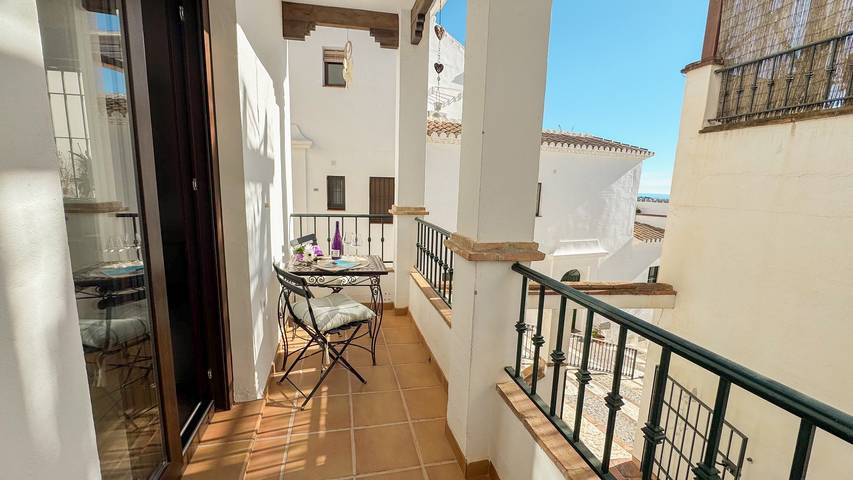 Appartement entier, Las Huertas 12, Modern 2 bed Apartment with pool in Frigiliana Road, Frigiliana