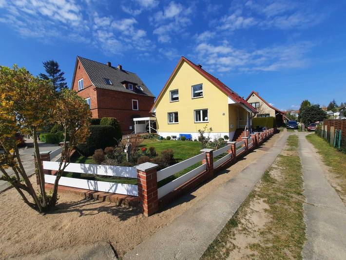 Ferienwohnung für 2 Personen, mit Terrasse und Garten in Waren (Müritz)