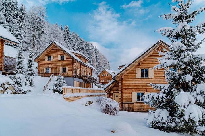 Chalet für 24 Personen, mit Balkon und Terrasse sowie Garten und Pool in Schladming - 2