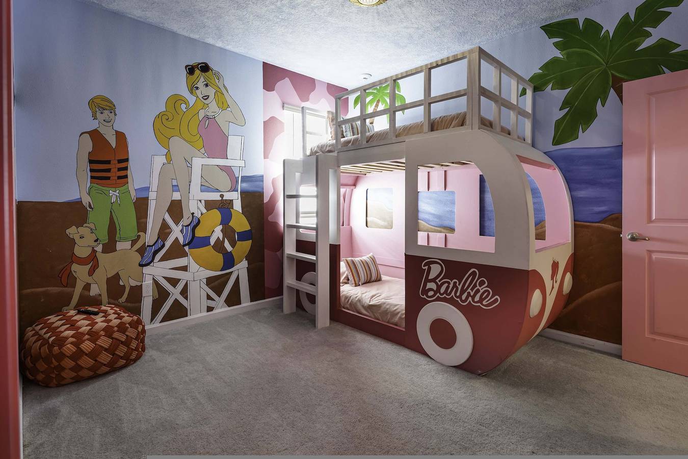 Magical 15Br Villa w Pool Cinema Themed Fun in Kissimmee, Osceola County