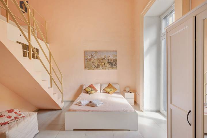 Vacation rental for 6 people, with Balcony in Naples