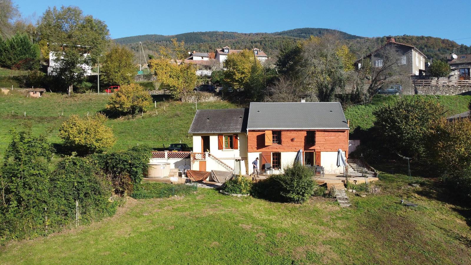Vos vacances à la montagne : vue, calme absolu et spa nordique privé pour détente et activités in Soulan, Parc naturel régional des Pyrénées ariégeoises