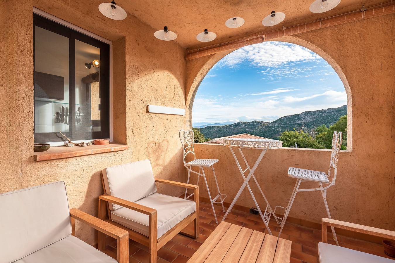 Ganze Wohnung, Ferienwohnung für 4 Personen mit Terrasse in Monticello, Calvi und Umgebung