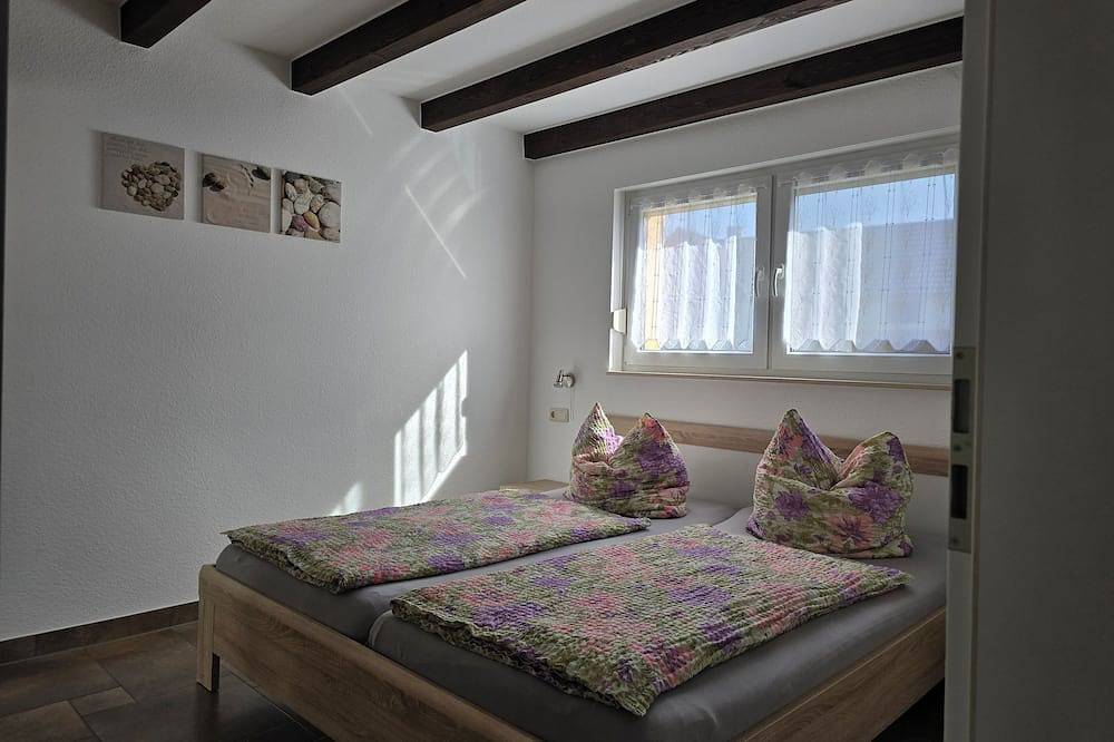 Ganze Wohnung, Ferienwohnung Heilige Barbara - Ferienwohnungen Am alten Backhaus in Senftenberger See, Senftenberg