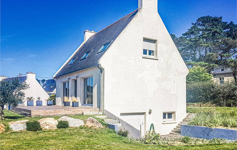 Location de vacances pour 8 personnes, avec terrasse et jardin à Plouarzel - 2