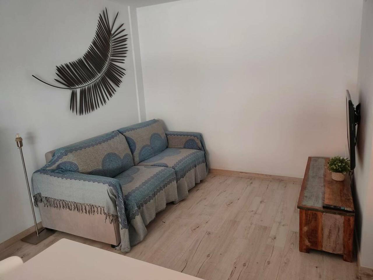 Apartamento entero, Espectacular apartamento en primera línea de mar con acceso directo a la playa, piscina y zonas familiares in Parque de Montroig, Costa Dorada