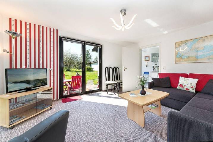 Ferienwohnung für 6 Personen, mit Terrasse und Garten in Parchtitz