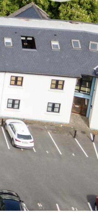 Gîte pour 7 personnes, avec terrasse et jacuzzi à Westport