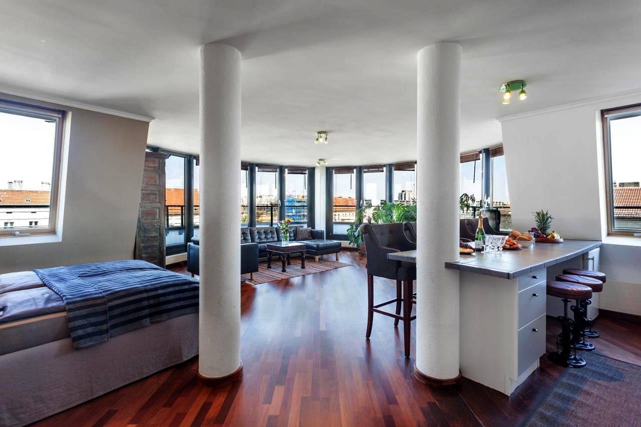 Ganze Wohnung, The Danziger, 2 unique roof top units in Prenzlauerberg, group & family friendly, from 2 up to 7 Guests in Prenzlauer Berg Berlin, Berlin