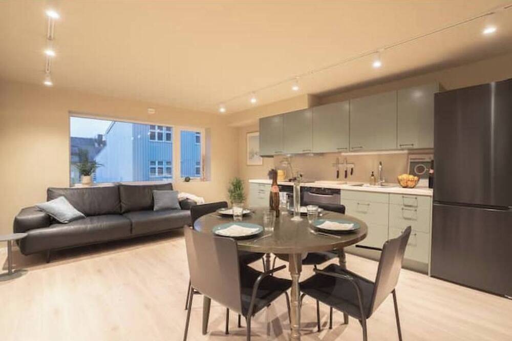 Ganze Wohnung, Spacious and elegant apartment in Tromsø