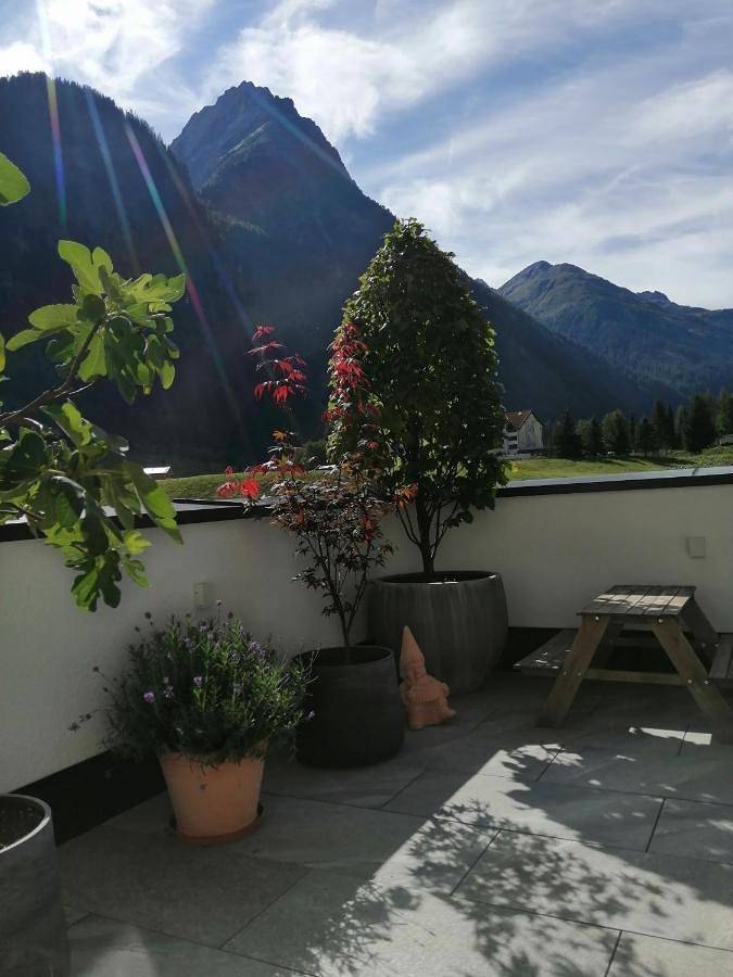 Ferienwohnung für 4 Personen, mit Balkon und Terrasse sowie Ausblick in Kaunertal - 3