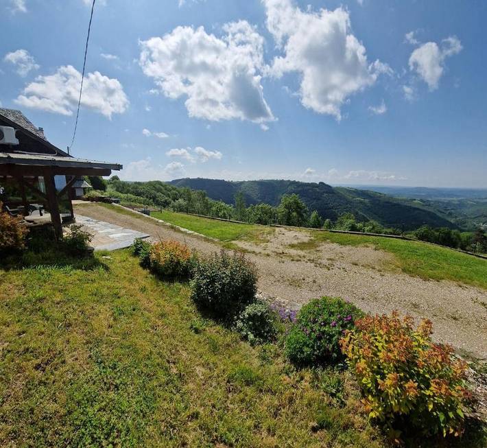 Chalet pour 2 personnes, avec terrasse et jardin
