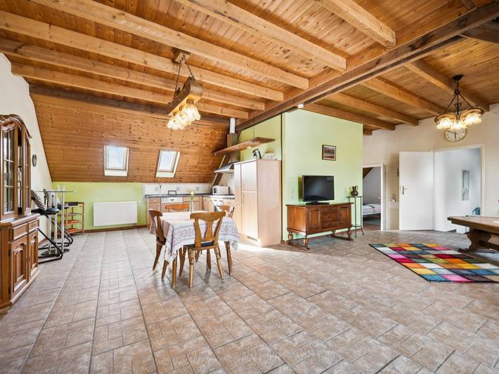 Ganze Wohnung, Wohnung mit Dacherrasse auf einem Pferdehof in Jüchen, Rhein-Kreis Neuss
