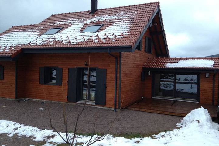 Chalet pour 8 personnes, avec jardin et jacuzzi ainsi que sauna et terrasse - 1
