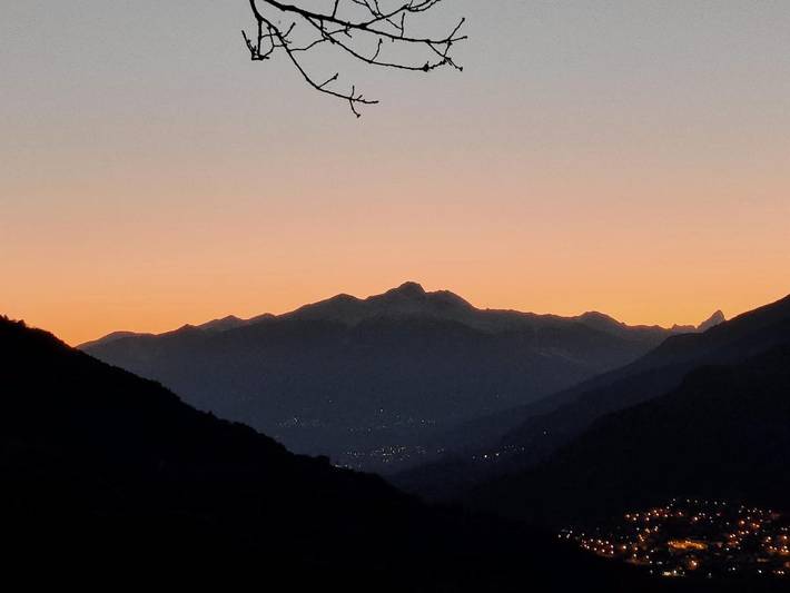 Location de vacances pour 3 personnes, avec balcon dans Fénis - 2