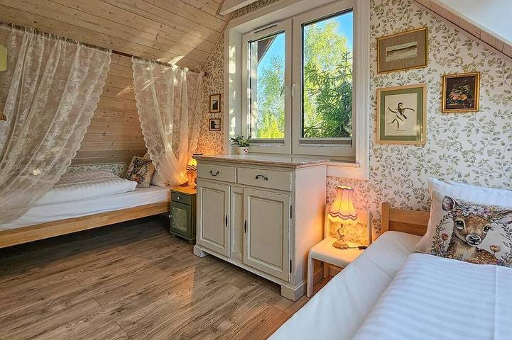 Awesome home in Podwilczyn with sauna in Polnische Ostsee