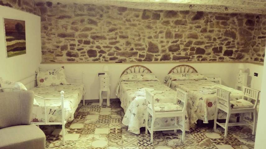 Hotel para 5 personas, con vistas y jardín, Se admiten mascotas en Maragatería - 2