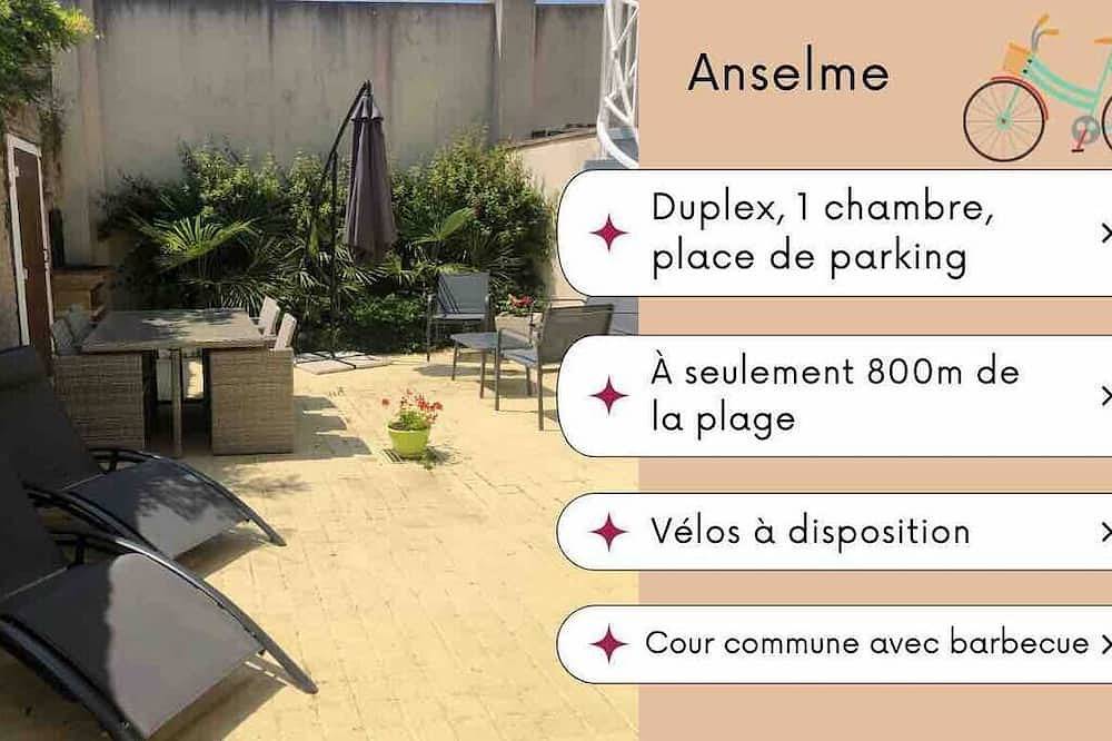 Entire apartment, Anselme, Duplex Avec Cour Commune ²proche mer in Ver-sur-Mer, Côte de Nacre